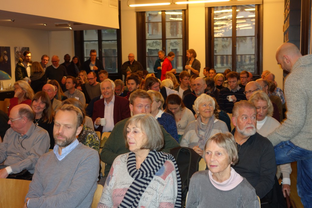 Møtet ble holdt på Litteraturhuset 6. november 2013 (foto: Olve Moldestad).